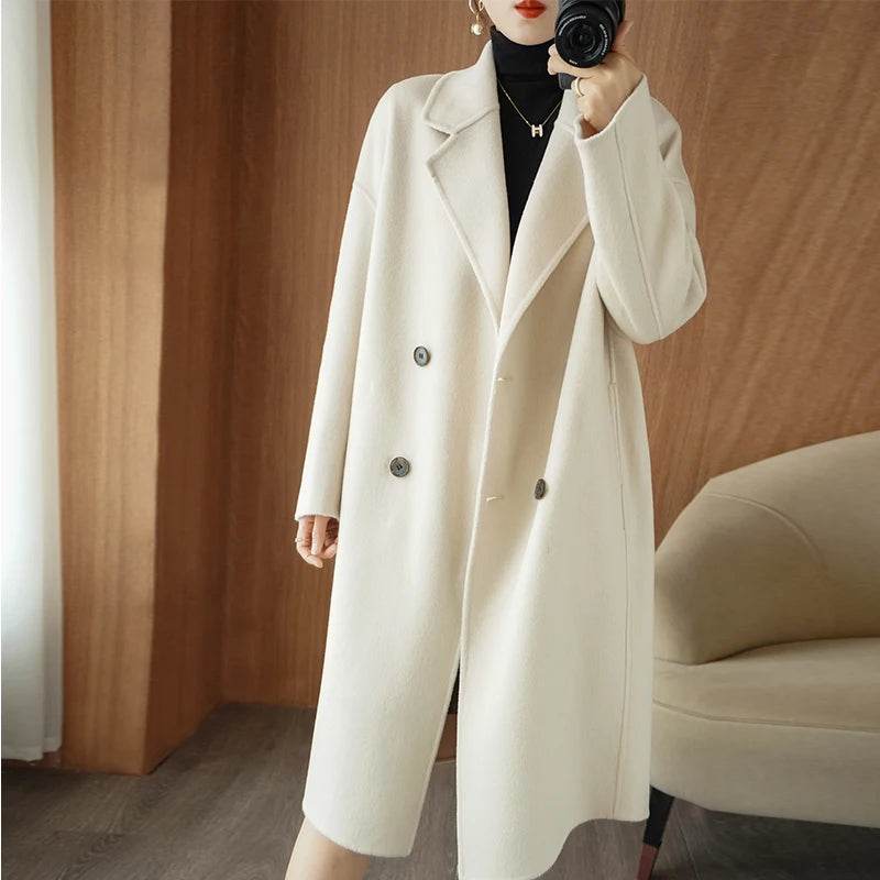 2023 Oversized Women's CoatIntroducing the 2023 Oversized Women's CoatStay warm and stylish this autumn and winter with our latest product - the 2023 Oversized Women's Coat. Made from 100% sup2023 Oversized Women's Coat Autumn and Winter Long Pure Wool Women's C